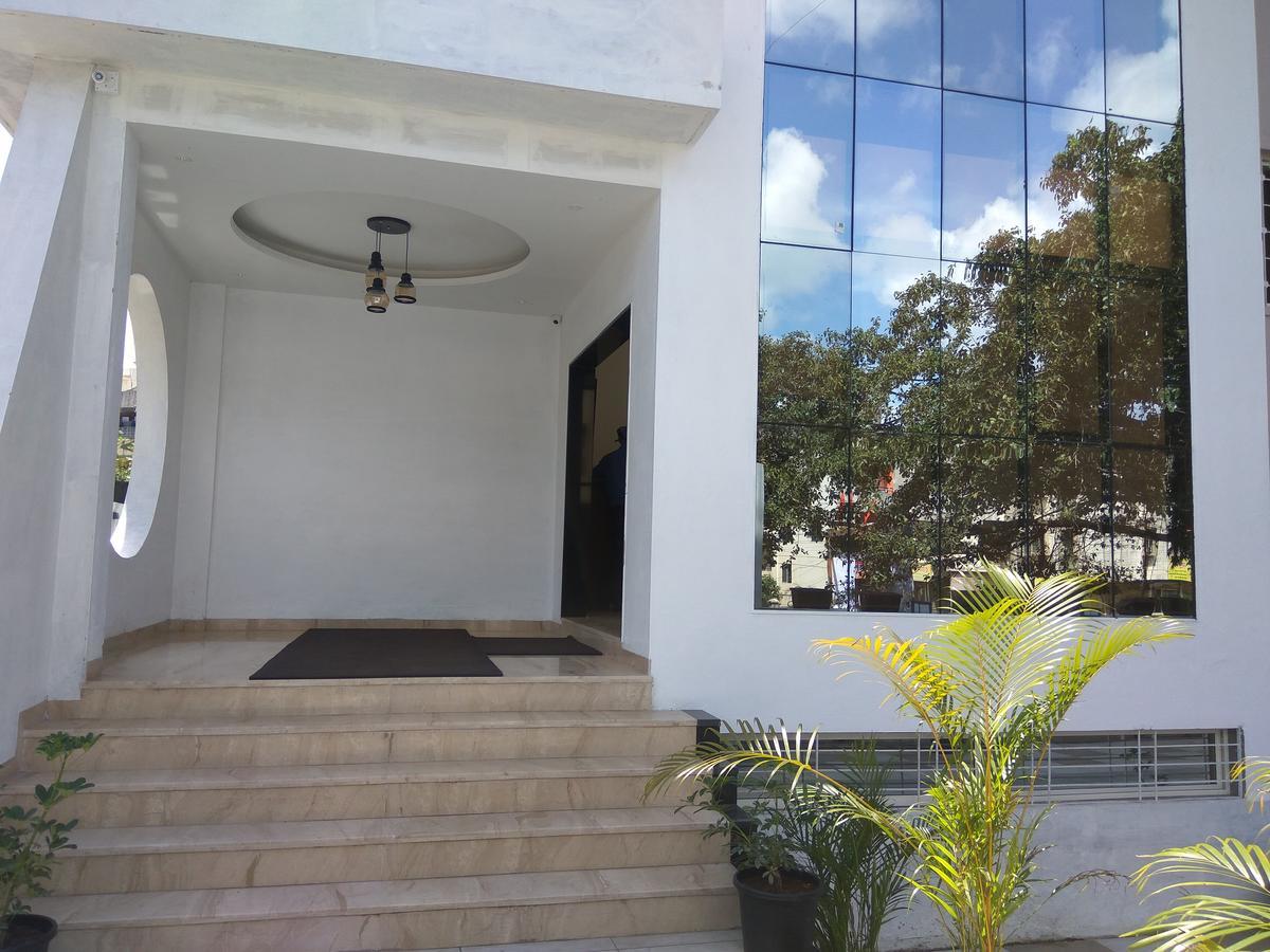Manasi Inn Satara Luaran gambar