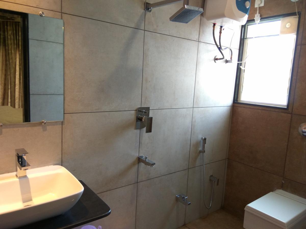 Manasi Inn Satara Luaran gambar